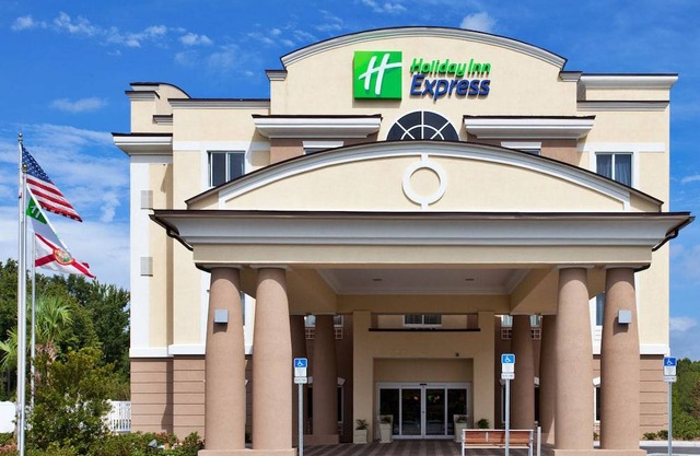 Holiday Inn Express Crystal River, an IHG Hotel