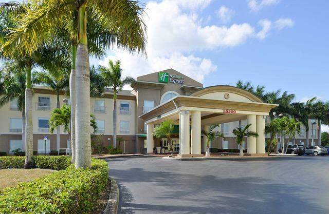 Holiday Inn Express & Suites Florida City, an IHG Hotel