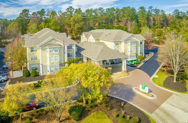 Holiday Inn Hotel and Suites Peachtree City
