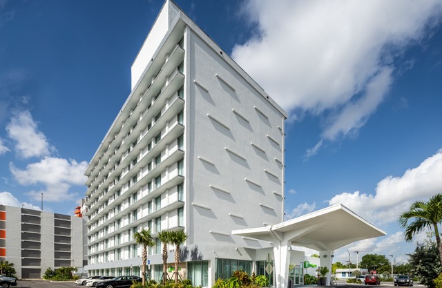 Holiday Inn Miami North – I-95, an Ihg Hotel