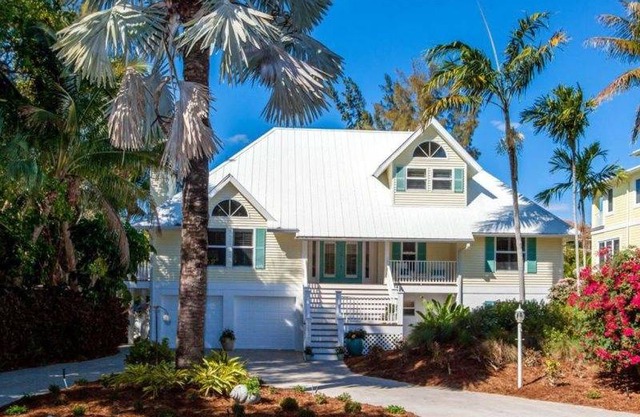 House ∙ 4 bedrooms ∙ 11 guests