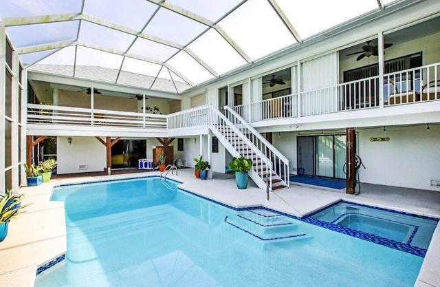 House ∙ 4 bedrooms ∙ 8 guests