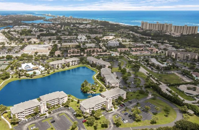 Jupiter Bay Beach Rental 