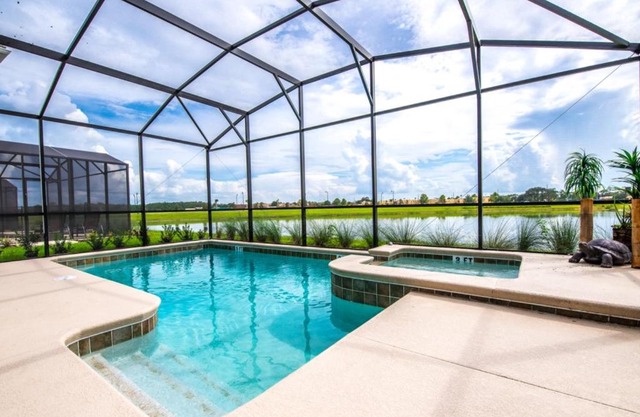 King Castle Circle Villa #237082