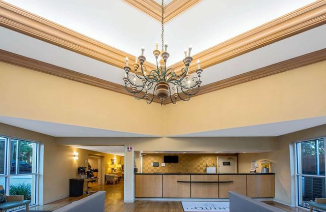 La Quinta Inn & Suites West Palm Beach Airport