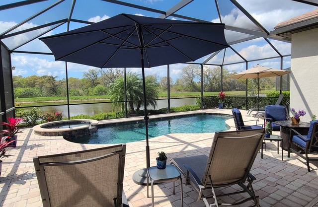 Luxurious 3BR Home, Private Pool/Spa, Lakewood National