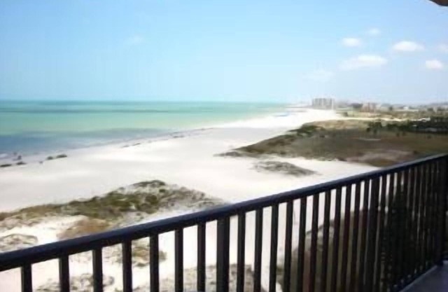 Luxurious Beach Front condo