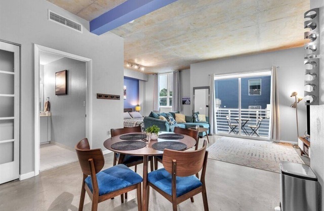 Luxury Apartment in the Heart of Downtown Miami!