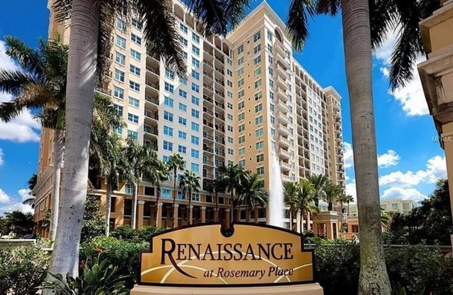Luxury Condo... Downtown Sarasota!