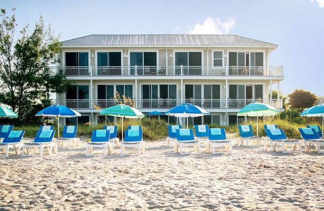 Mainsail Beach Inn 2 Bedroom