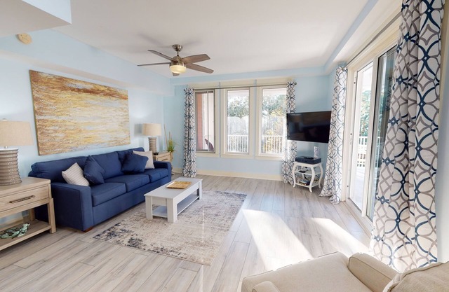 Market Street Inn 432-434 ~ Right in Baytowne Wharf, wifi