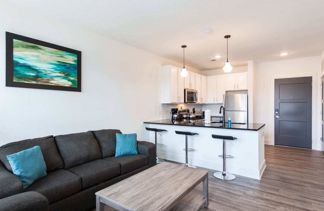 Modern 1 Bedroom Apartment by Stay Gia