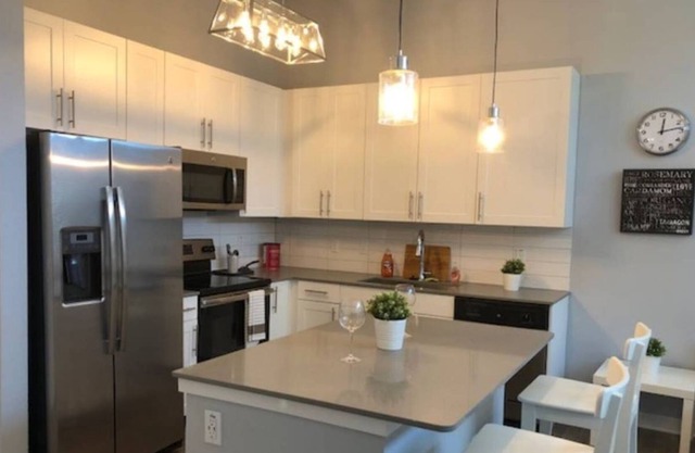 Modern, Luxury APT in Ybor City w/Trolly Access