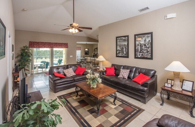 Multi TVs – Near Disney – Games Room – Pool & Spa – Wi-Fi – Silver Creek
