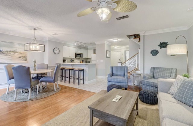 Newly Renovated Sailmaker Townhome in Summer Beach Resort less than 5 min walk to beach!