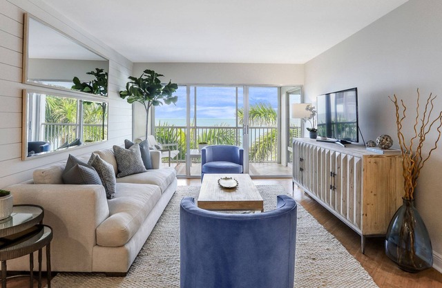 Newly renovated contemporary beachfront condo in the Moorings neighborhood of Naples