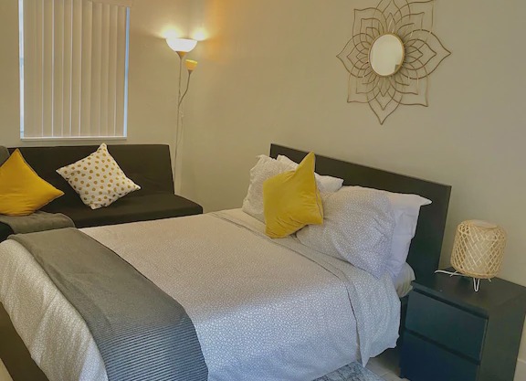 Oasis at Hollywood - Sleeps 4 Unit 5