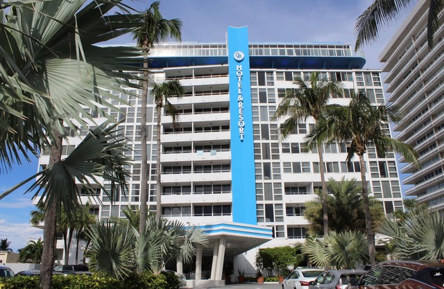 Ocean Manor 