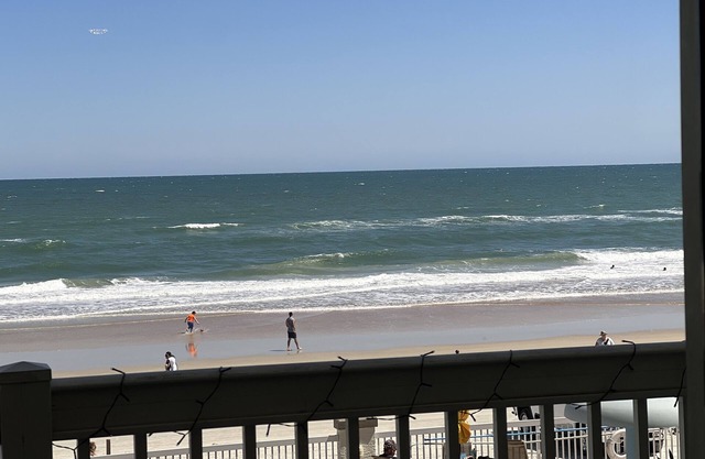 Oceanfront in Daytona Beach! 1 bedroom suite