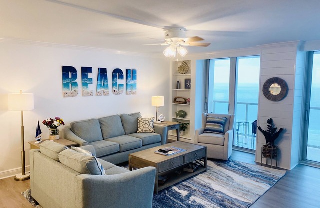 Sabine Yacht Racquet Club 