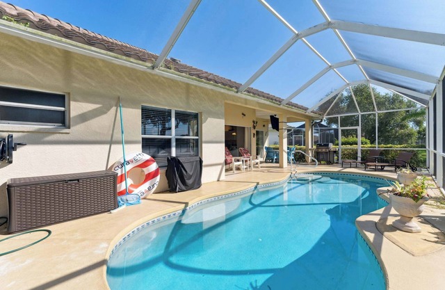 Poolside Bliss and a Family-Friendly Oasis