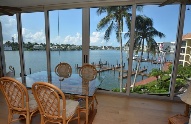 Prime Waterfront Location overlooking Moorings Bay. 7 minute walk to the beach