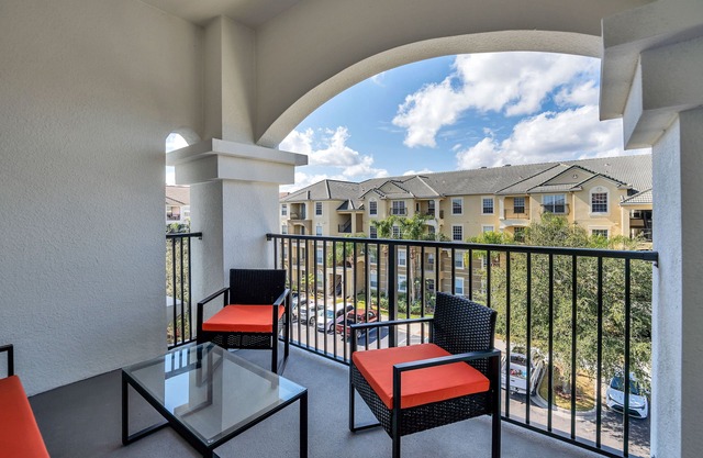 Private Balcony | FREE Resort Access | Near I-Drive
