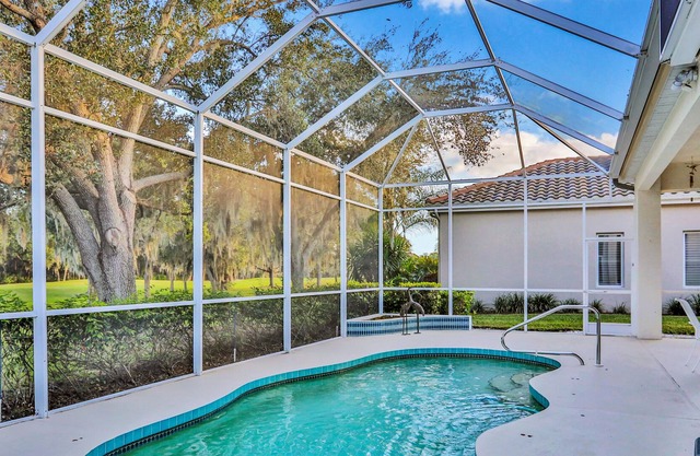 Private Pool, Anchored Down