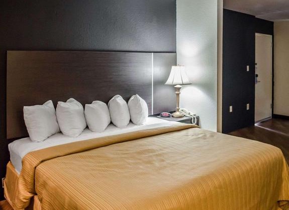Quality Inn At Eglin AFB