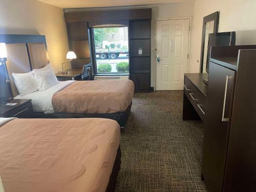 Quality Inn Dalton 