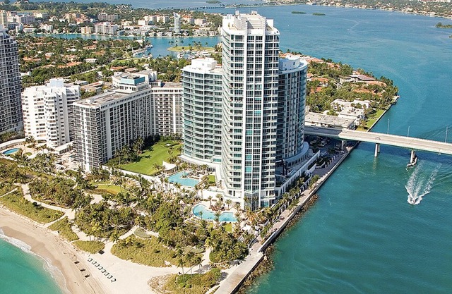 RITZ CARLTON HOTEL!3 BEDS !BEST UNIT OF THE HOTEL!!OCEAN VIEW! BEACH SERVICE !