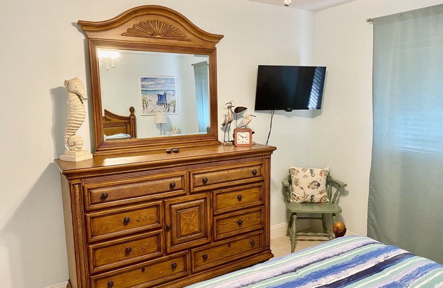Sand Reef Holiday #5 - 300 yards from the beach!
