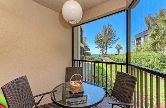 Sea Grape Inn Property Longboat Key 