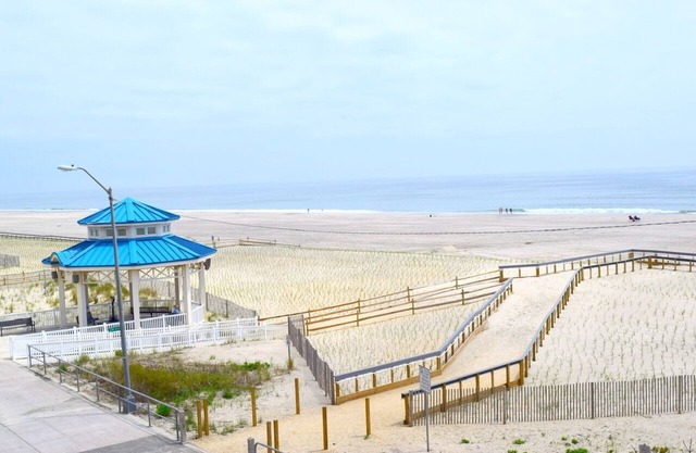 Promenade Sea Isle City 