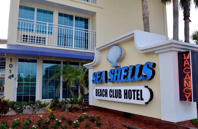 Sea Shells Beach Club #114 Apartment