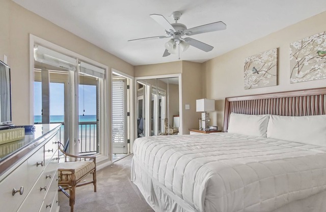 Sealoft 202 | Beachfront With Two Balconies
