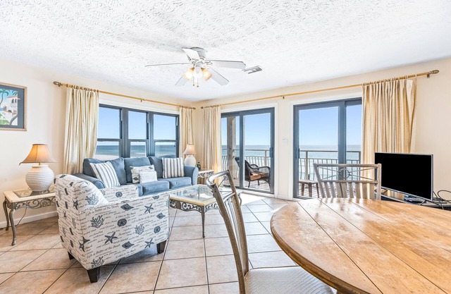 Second Floor Condo Many Amenities, Beach Access, Beach Equipment Included
