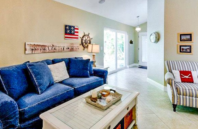 Stylish island condo w/ heated private pool & lovely views - walk to the beach