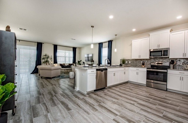 The Ultimate Guide to Renting Your 5 Star Villa on Champions Gate Resort, Orlando Mansion 1817