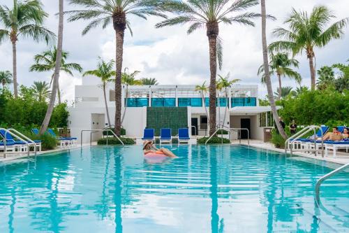 Tideline Ocean Resort 