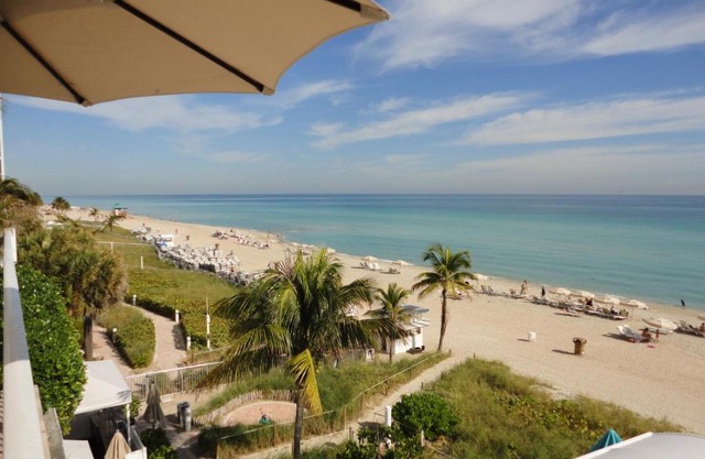 Trump International Miami 15th Floor