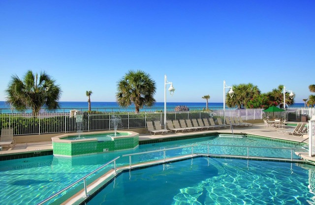Two Bedroom Deluxe Luxury Condo, Destin Florida (1985476)