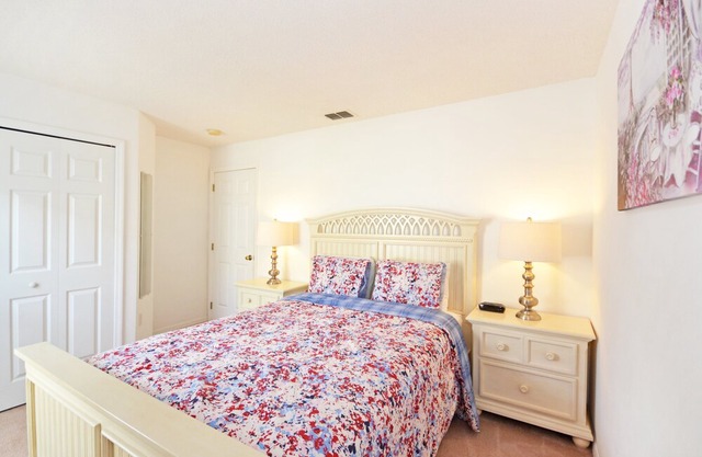 Urban 3 Bed 2 Bath House - Perfect stay while exploring Orlando,Florida