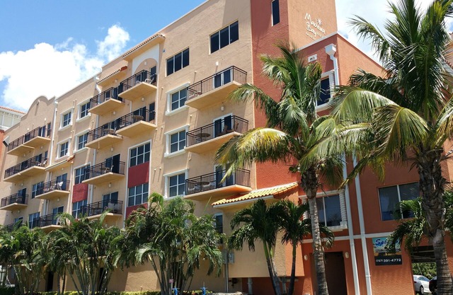 Vacation Location Madeira Bay Resort Unit 407!