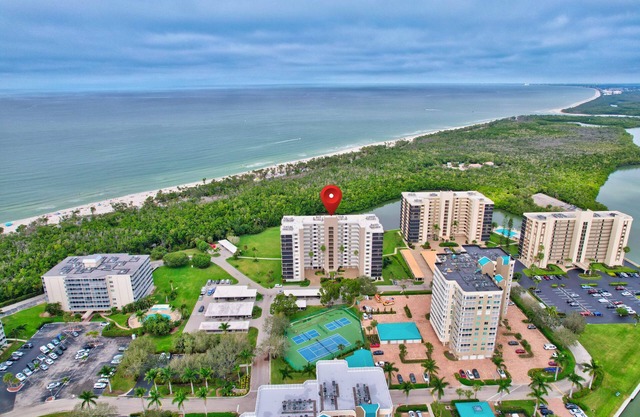 Walk to the Beach and Enjoy Spectacular Views from this 3 Bedroom Condo!