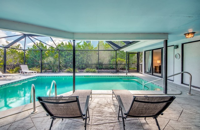 Walk to the Beach, Pool Home on the Canal - 8305 Estero Boulevard