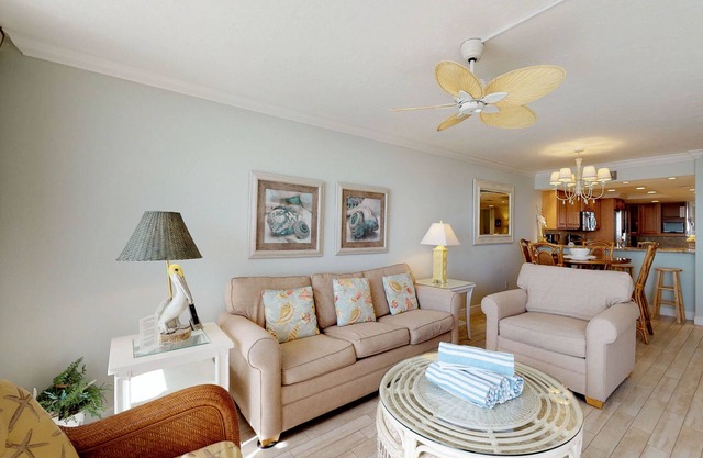 Waterfront condo w/WiFi, furnished balcony and easy beach access