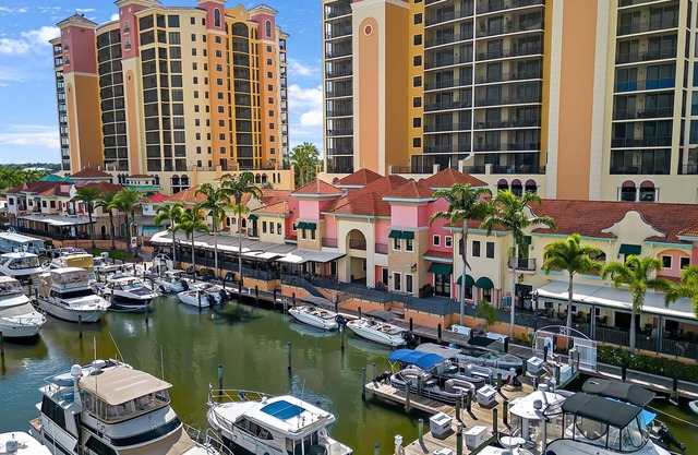 Cape Harbour 