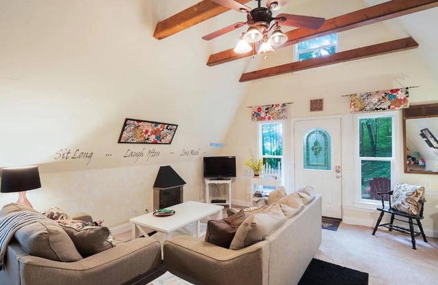 Windsong Chalet 