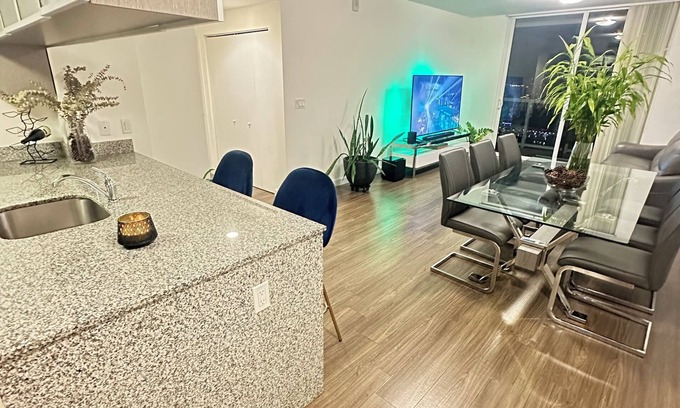 Town Square Apartment | 1-bedroom in lovely Miami with WiFi, AC